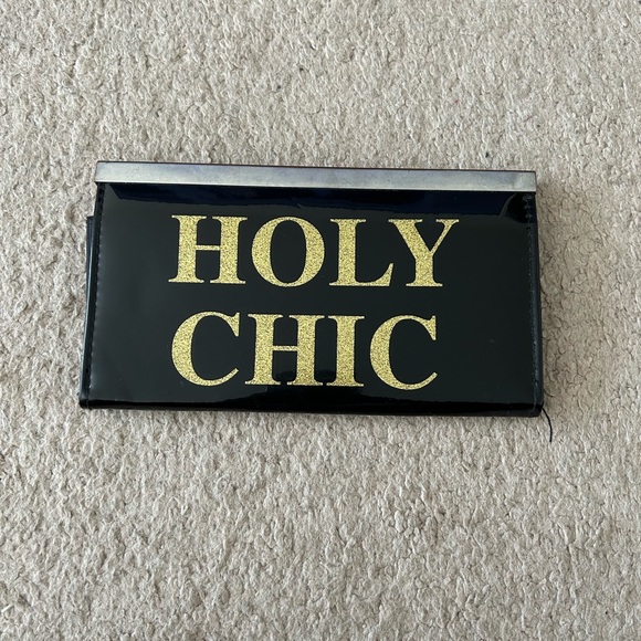 Holy Chic Wallet - Picture 2 of 3